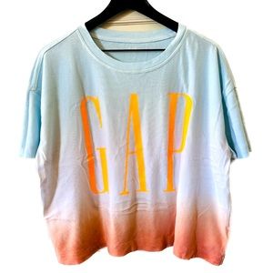 Gap Orange and baby blue short sleeve for women , size L, good condition.